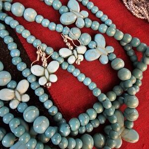 Turquoise ButerflyStone Beaded Necklace With Earings